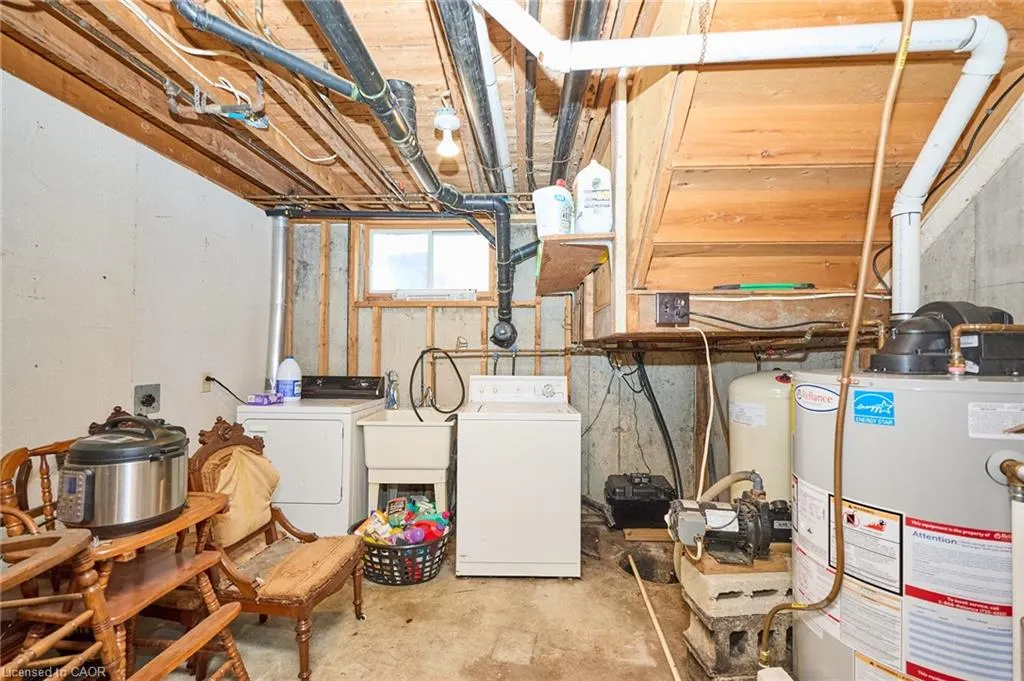 2785 Lakeshore Road