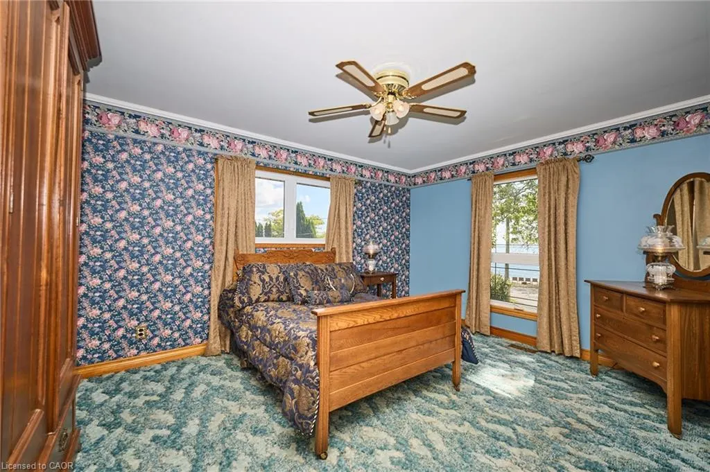 2785 Lakeshore Road
