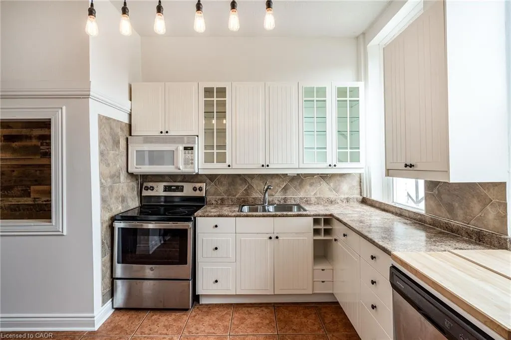 197 King Street E, #Apt 2