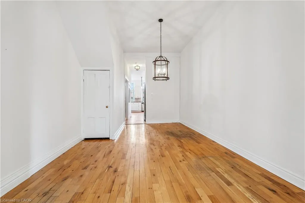 197 King Street E, #Apt 2