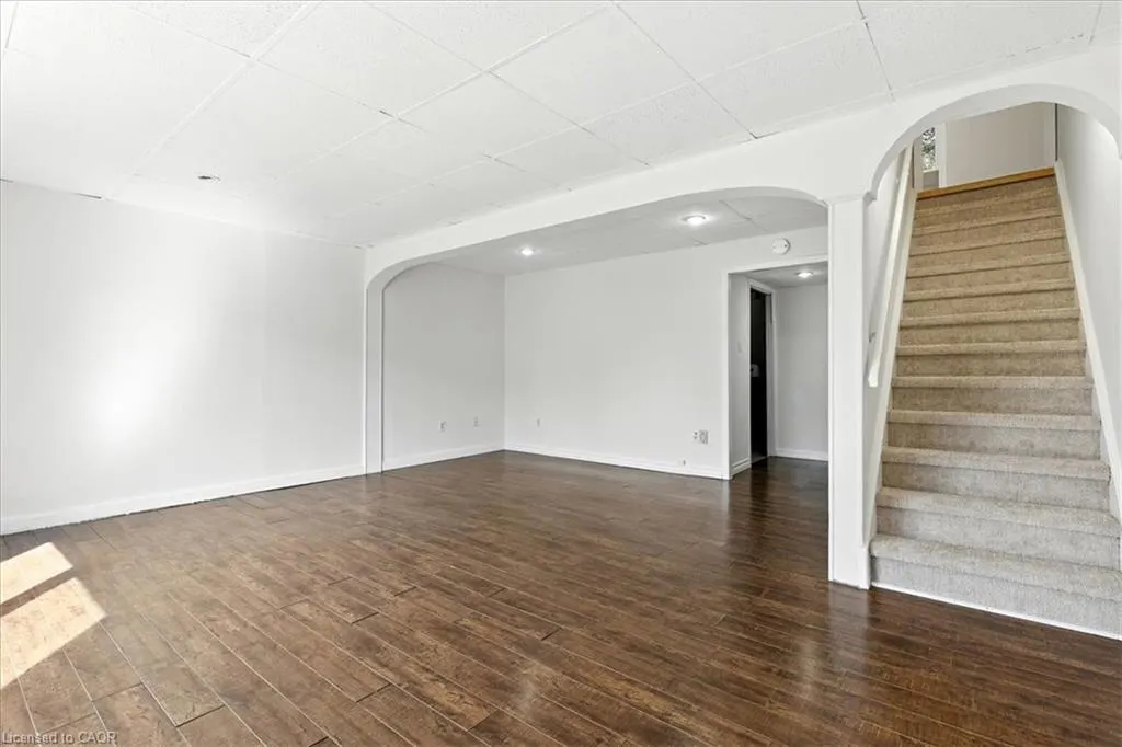 11 Grand River Boulevard, #29