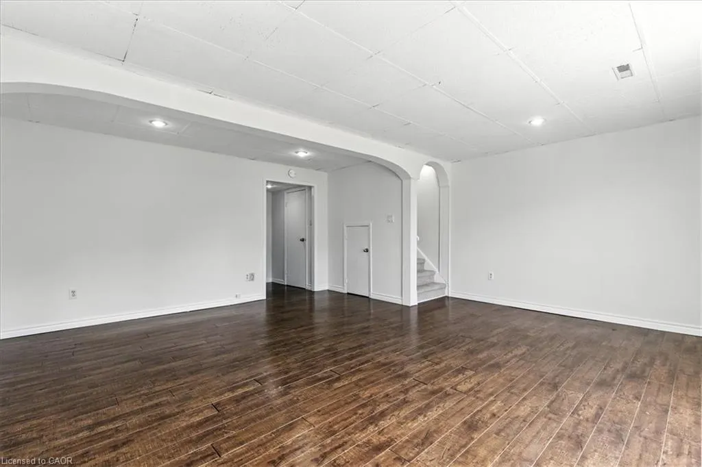 11 Grand River Boulevard, #29