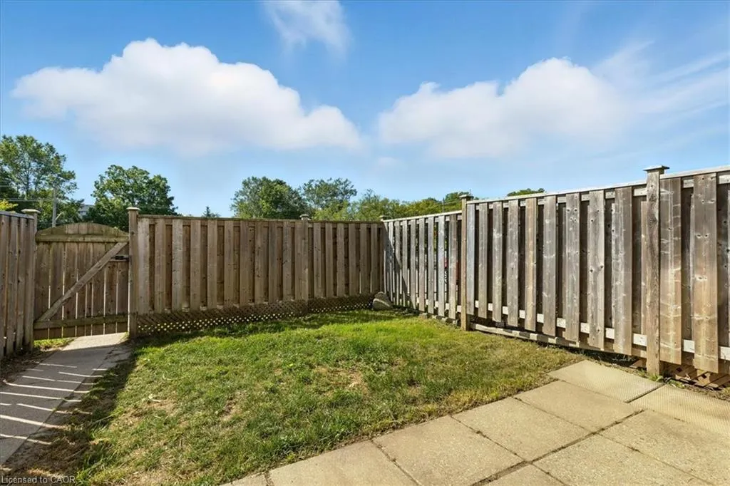 11 Grand River Boulevard, #29