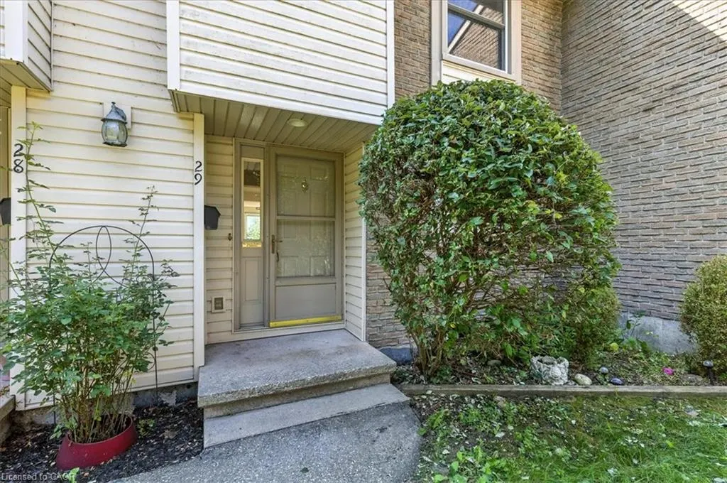 11 Grand River Boulevard, #29
