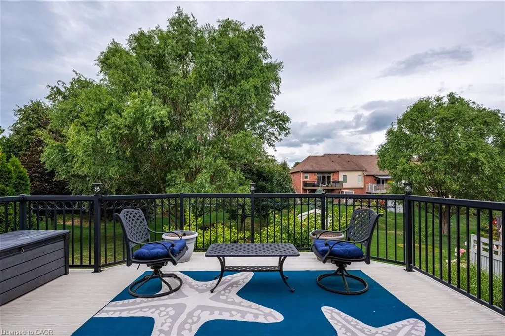 13 Iron Bridge Court