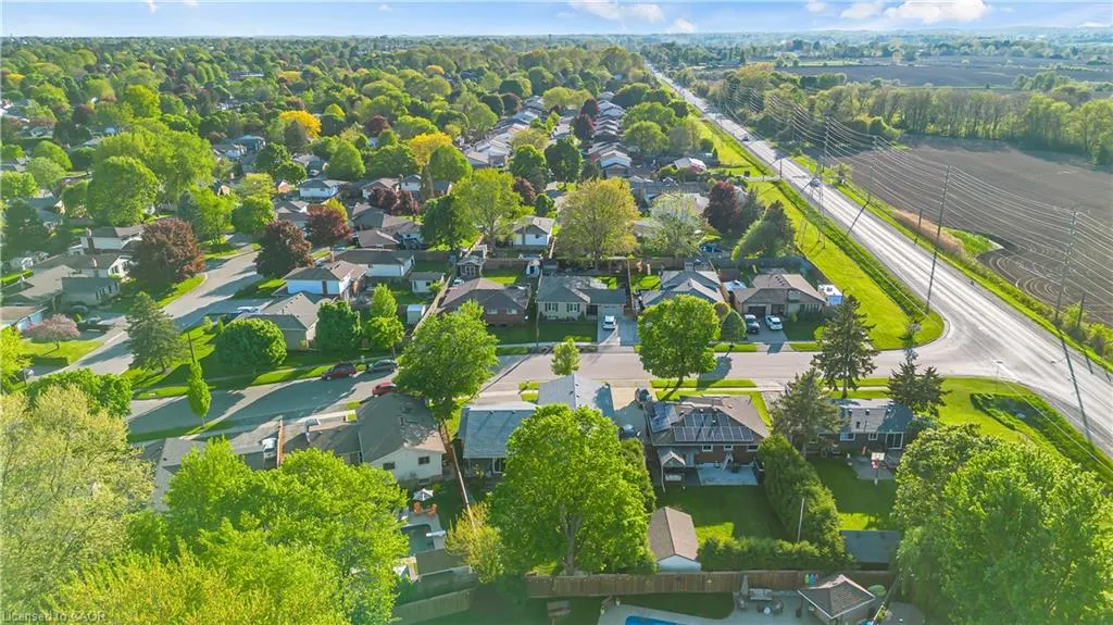 18 Old Farm Road