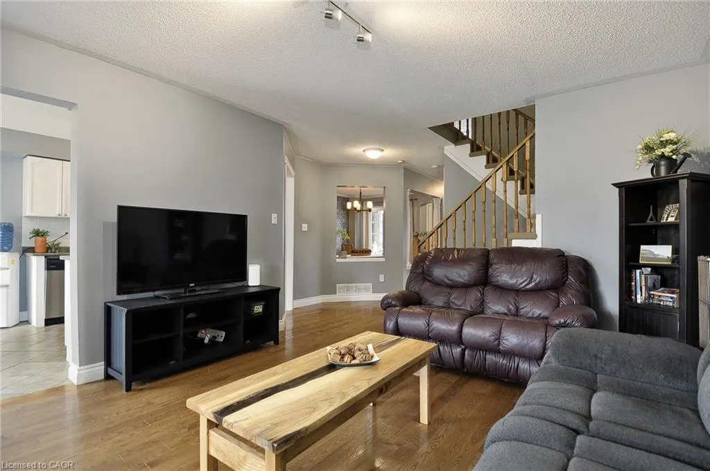 423 Langlaw Drive