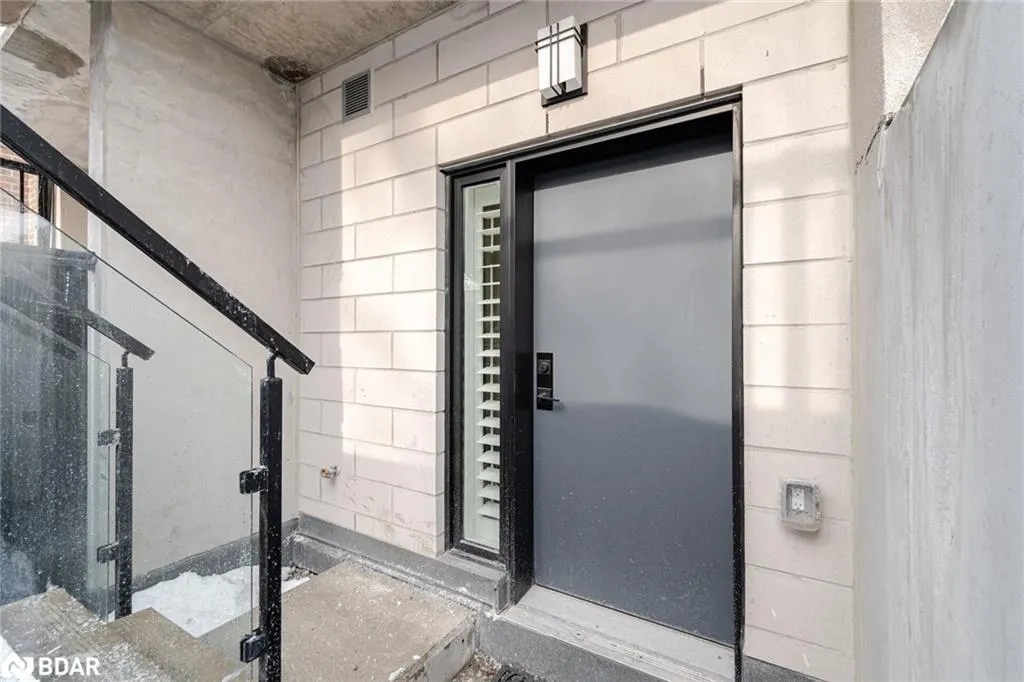 1085 Douglas Mccurdy Common, #111