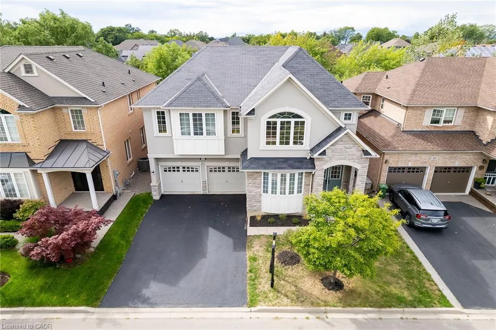 48 Montreal Circle