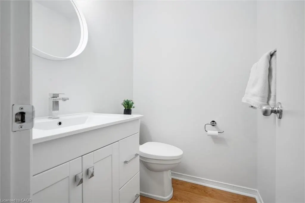 2055 Walkers Line, #206