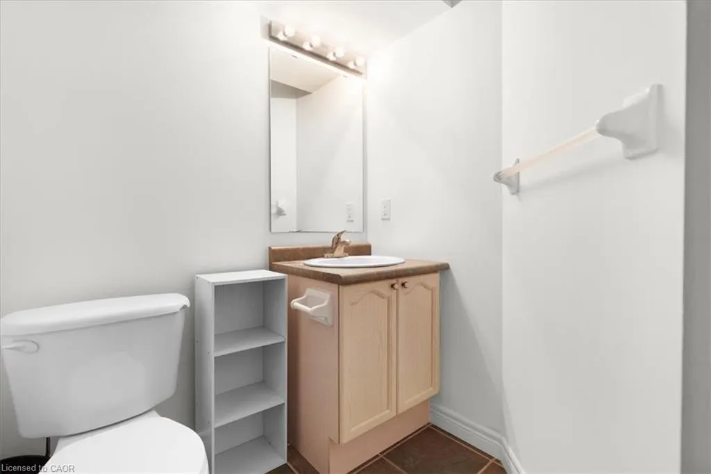 250 Ainslie Street S, #48