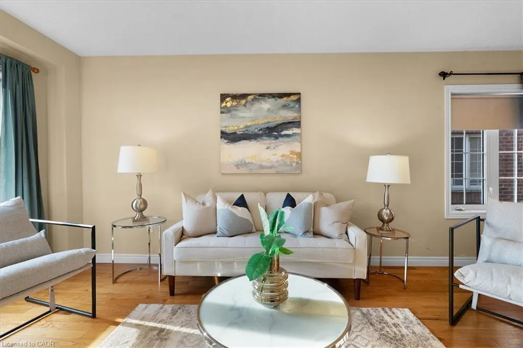 250 Ainslie Street S, #48