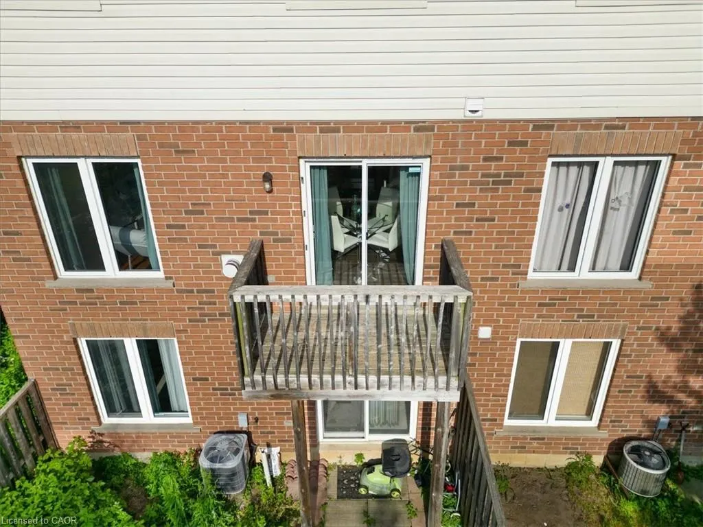 250 Ainslie Street S, #48
