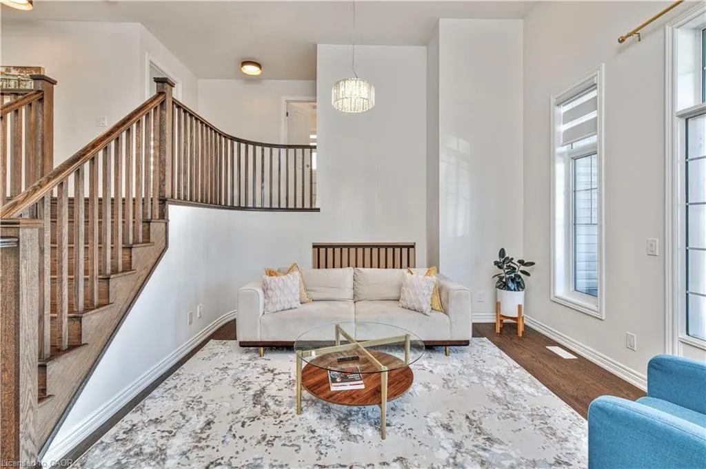 110 Haldimand Street