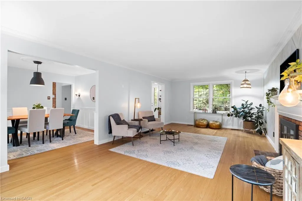 296 Edgehill Drive