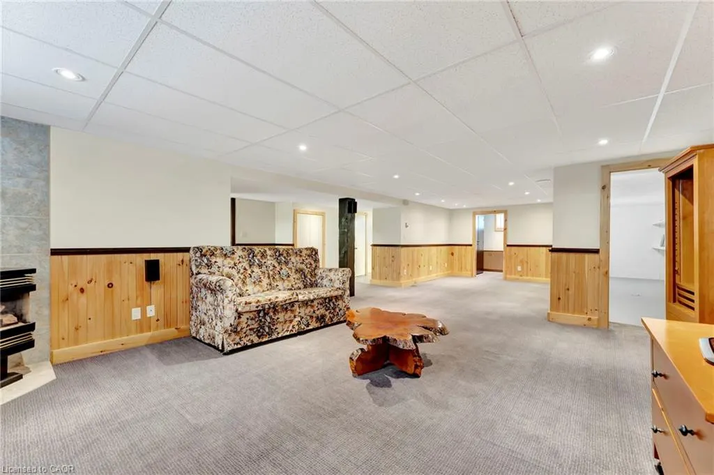 5227 Mulberry Drive