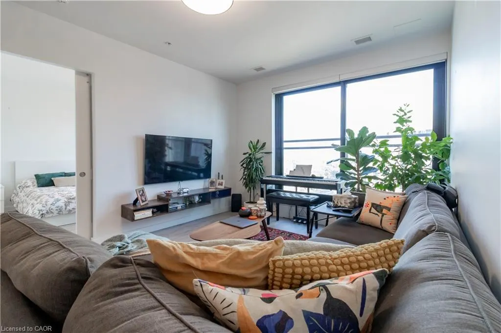 181 King Street S, #1212