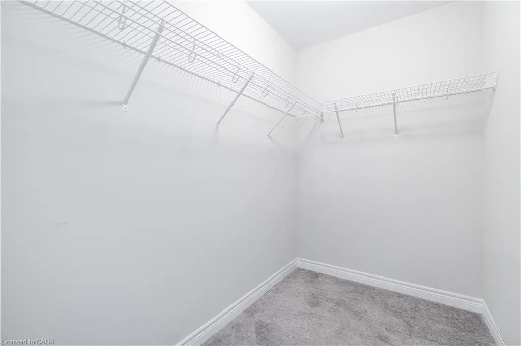 127 Starfire Crescent