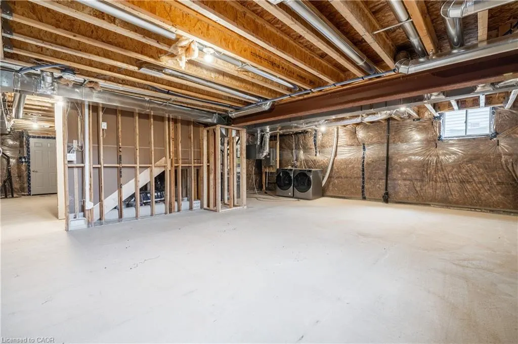 127 Starfire Crescent