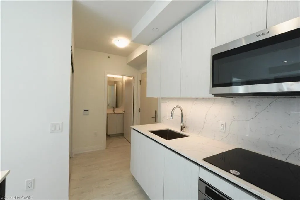 15 Richardson Street, #1019