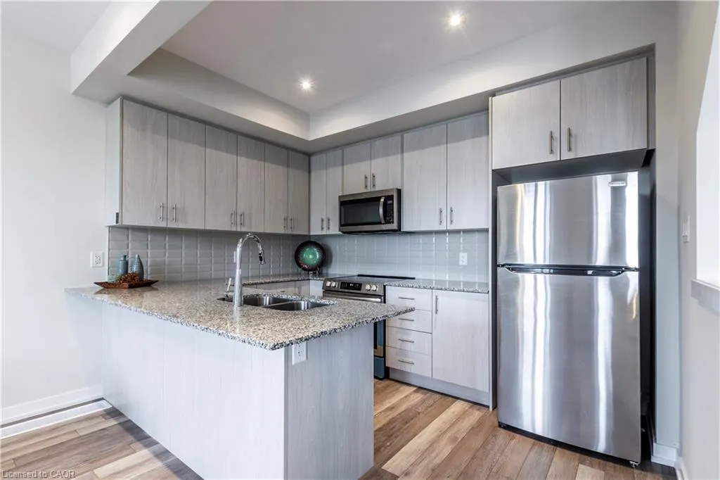 10 Birmingham Drive, #95