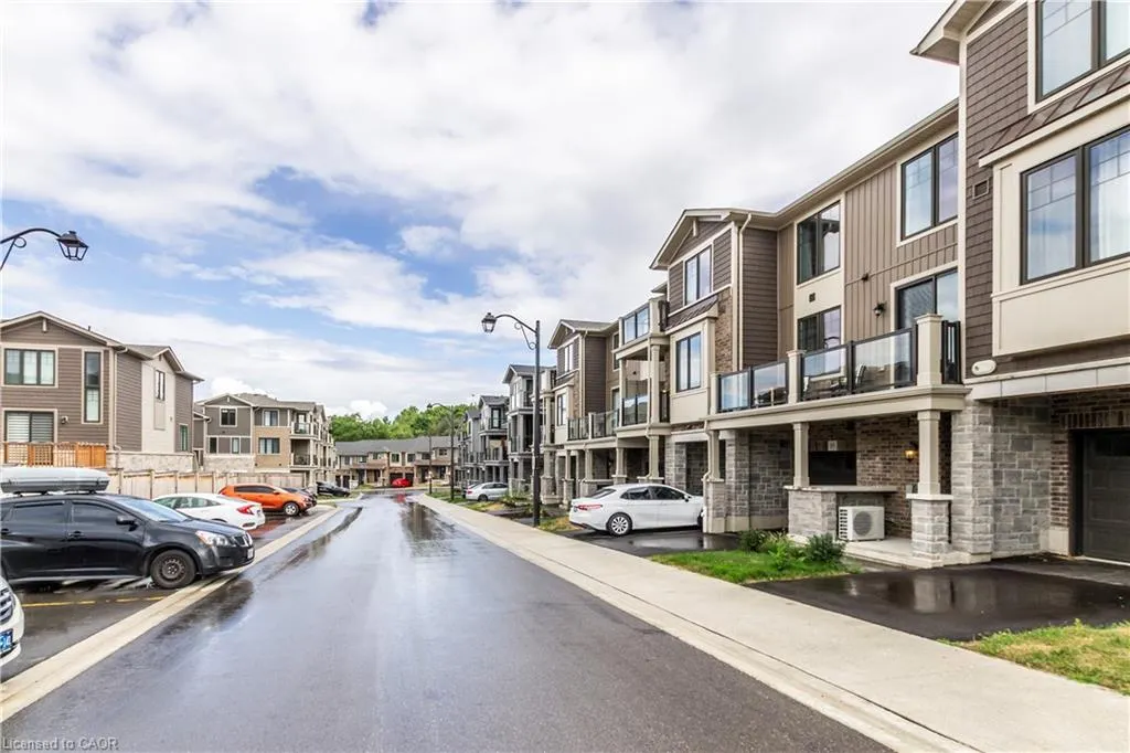 10 Birmingham Drive, #95