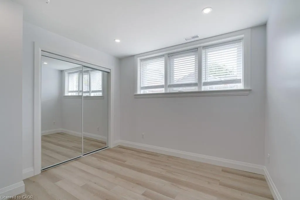 225 Bruce Street, #1