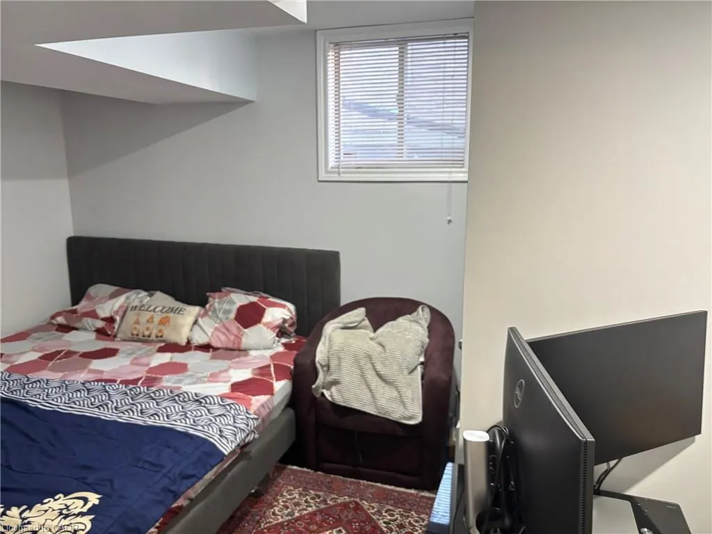 10 Erminia Court, #Basement