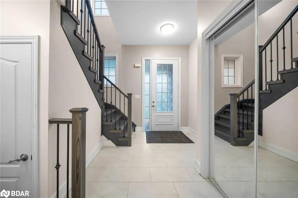 105 Collier Crescent