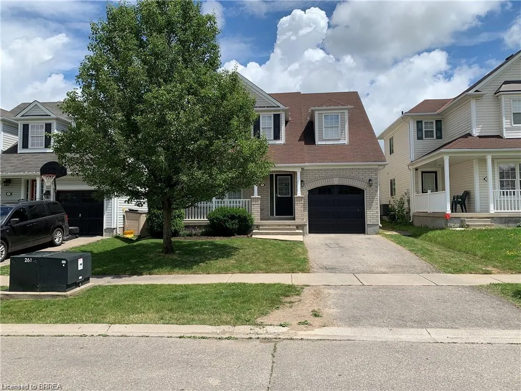 7 Hollinrake Avenue