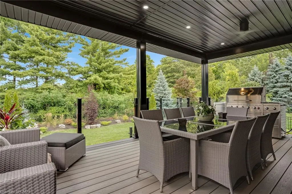 34 Woodcrest Court