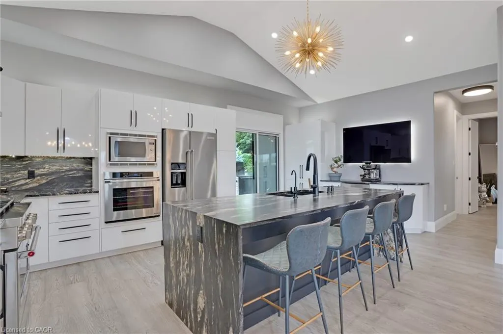 34 Woodcrest Court