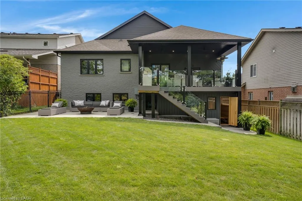 34 Woodcrest Court