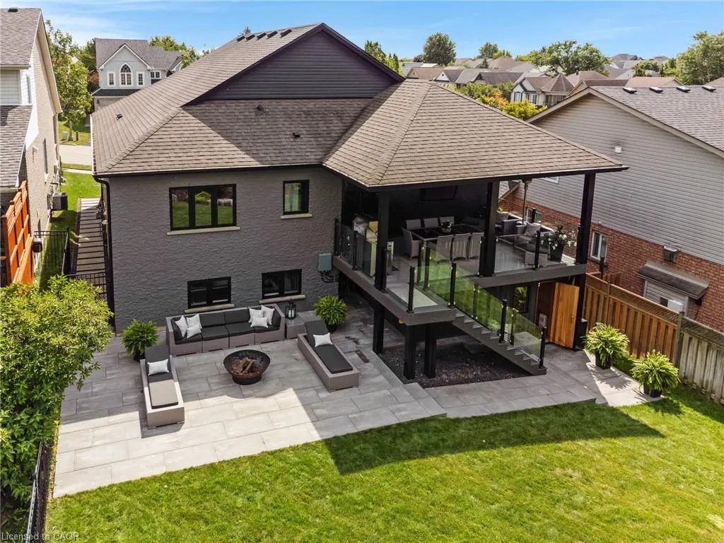 34 Woodcrest Court