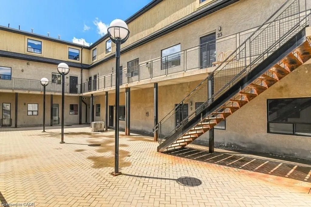 12 Bridgeport Road E, #20