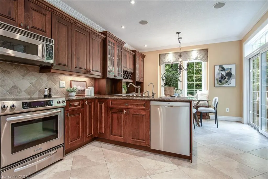 3 Sims Estate Place, #11