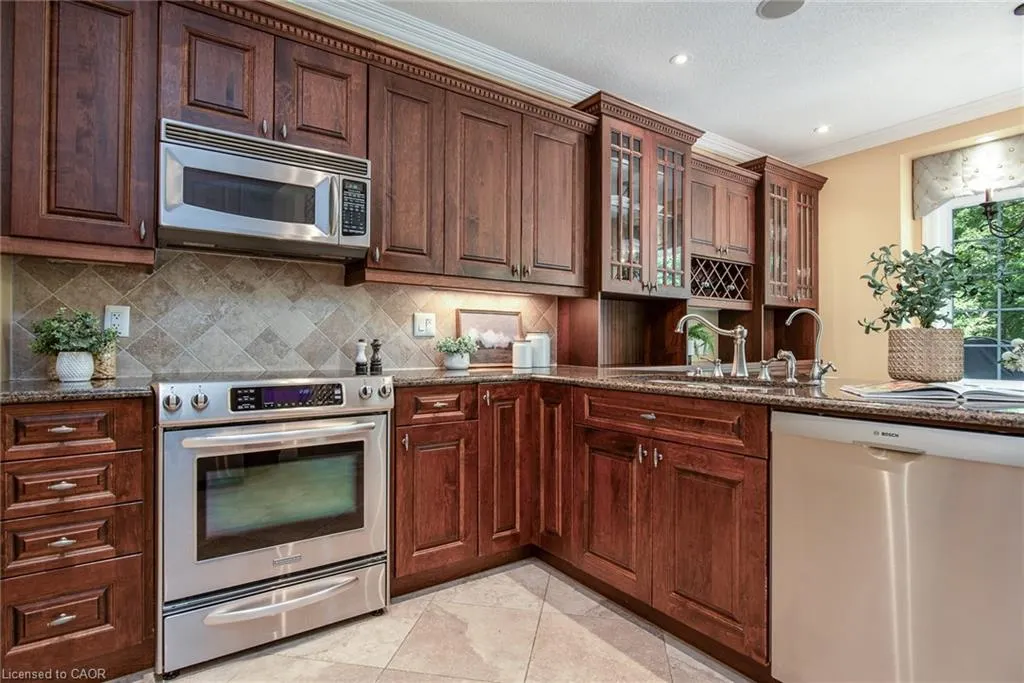 3 Sims Estate Place, #11