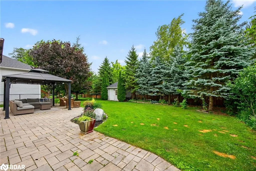 11 Northwood Drive