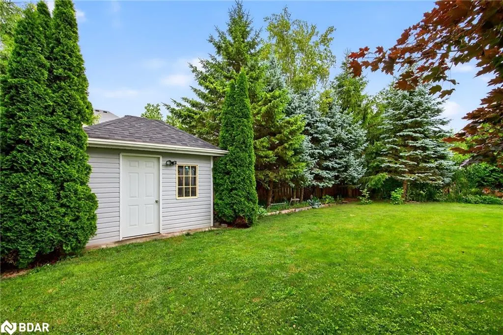 11 Northwood Drive