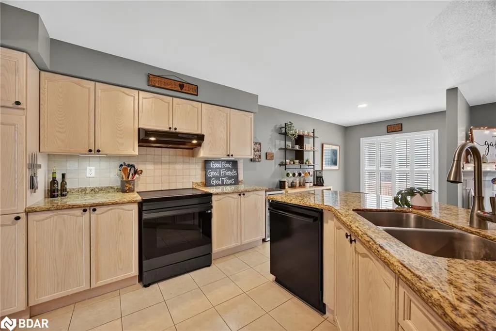 11 Northwood Drive