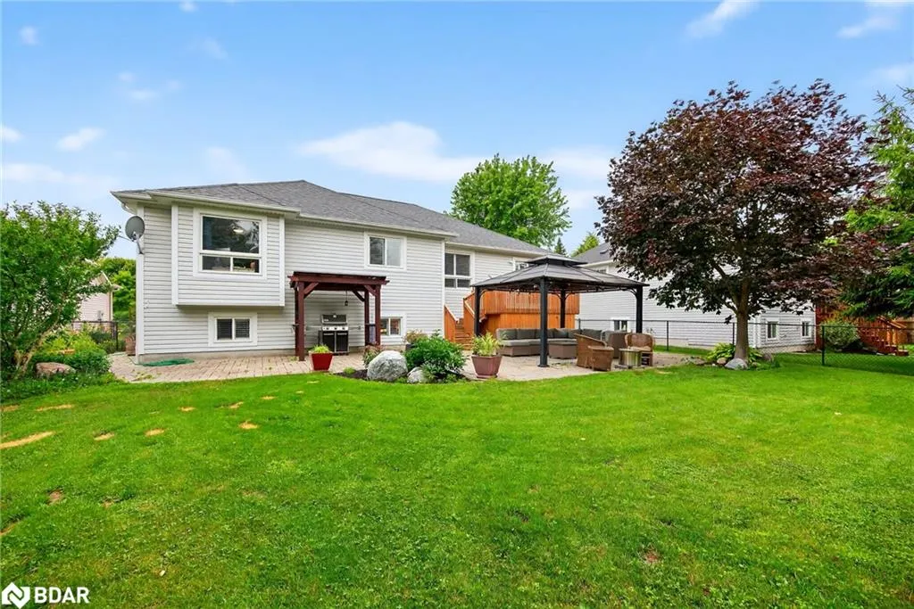 11 Northwood Drive