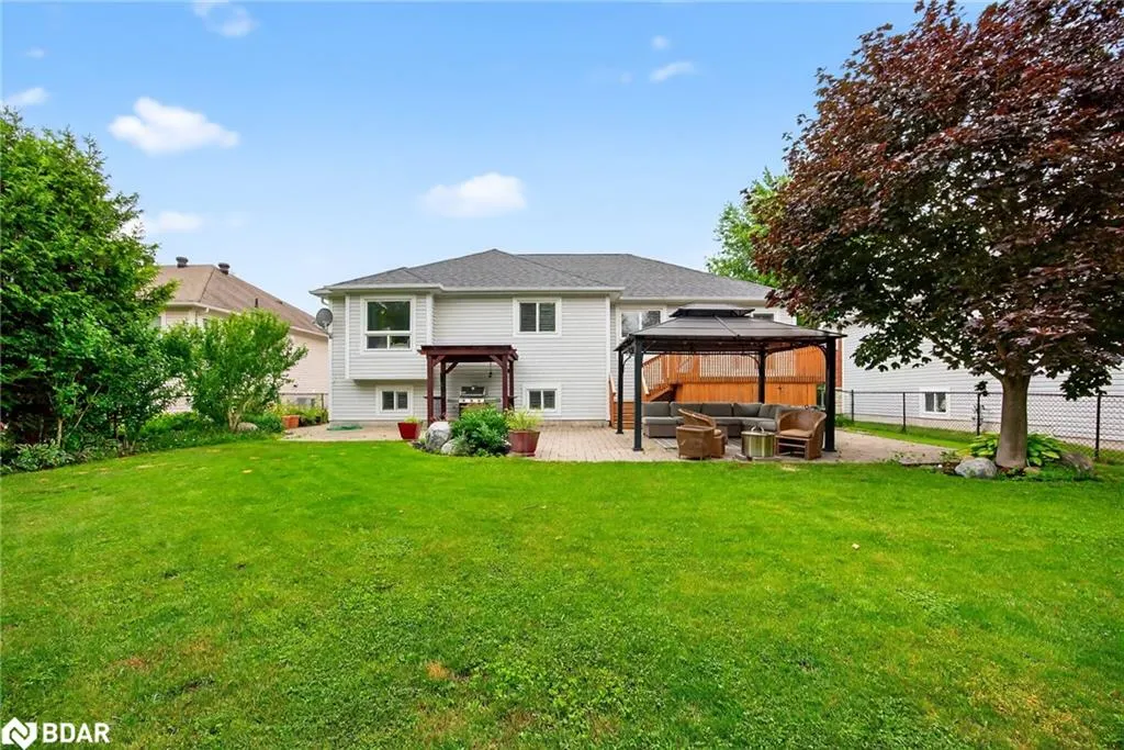 11 Northwood Drive