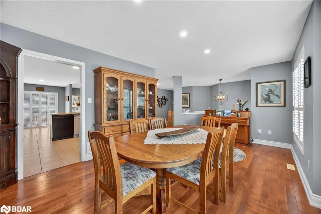 11 Northwood Drive
