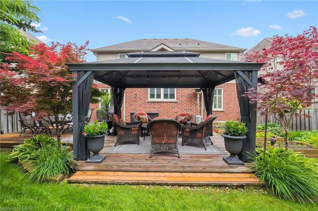 32 Frasson Drive