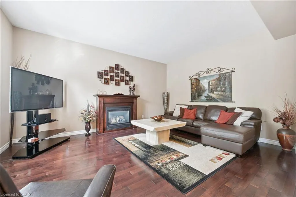 32 Frasson Drive