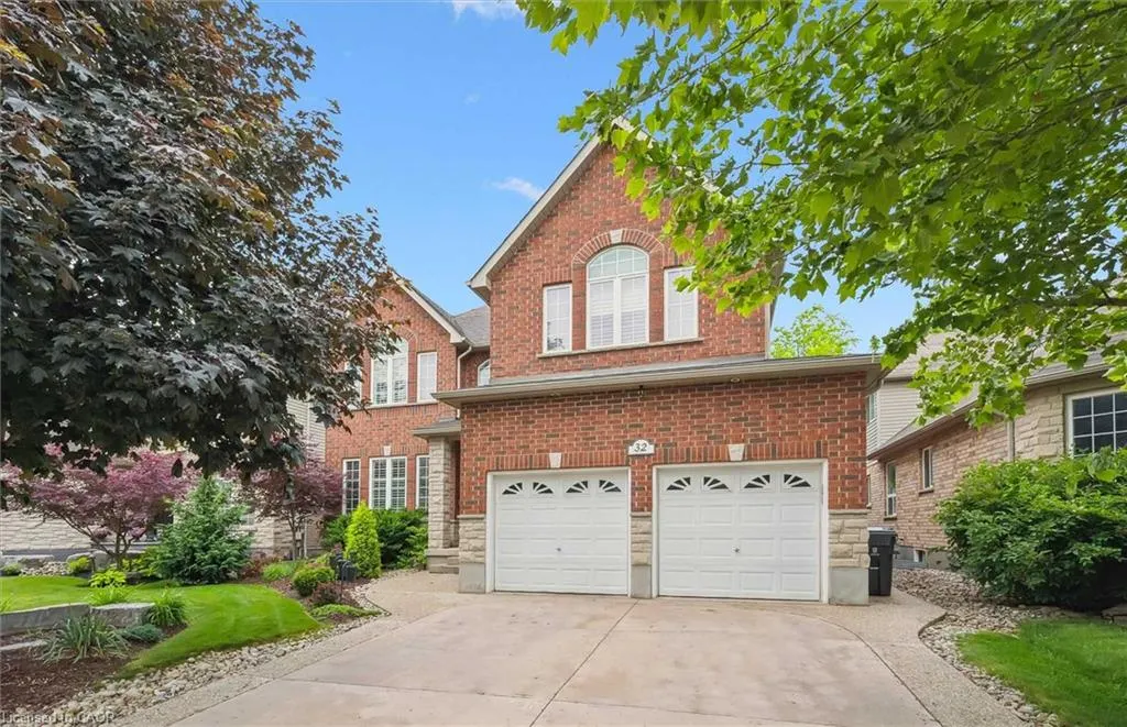 32 Frasson Drive