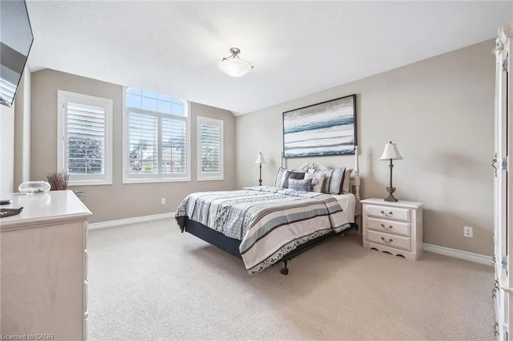 32 Frasson Drive