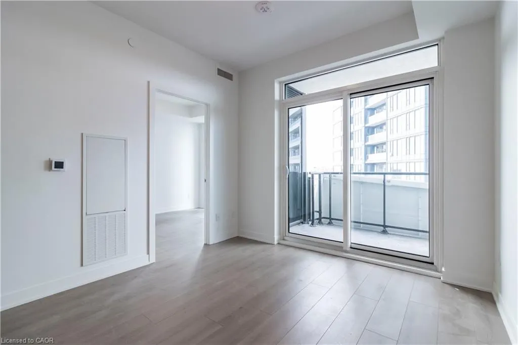 25 Wellington Street S, #1107