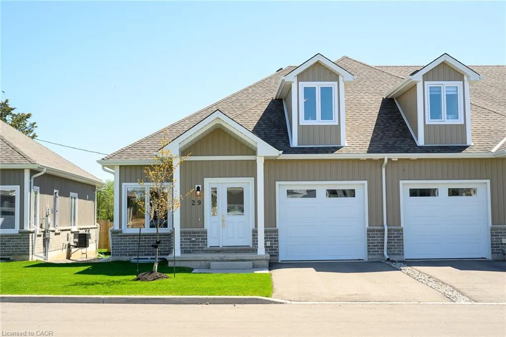744 Nelson Street W, #29