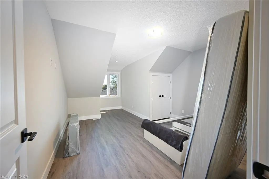 744 Nelson Street W, #29